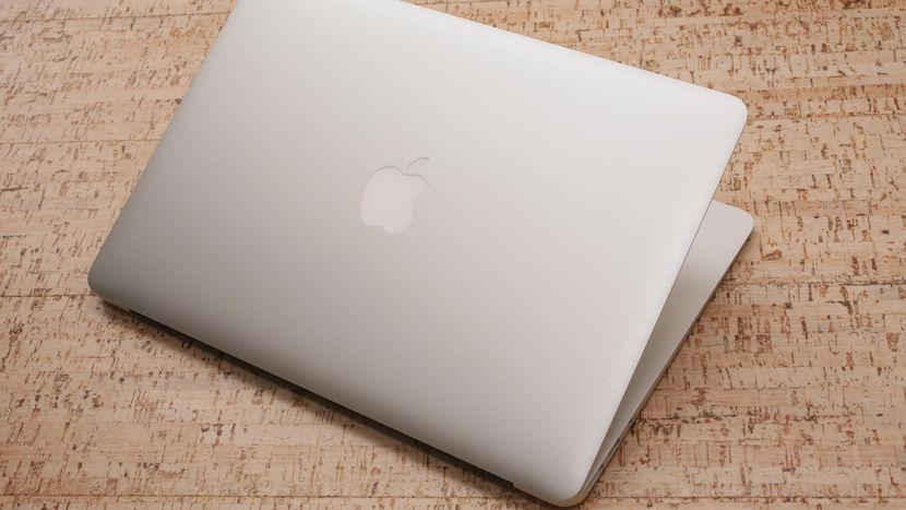 Apple Macbook Air